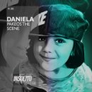 Pakeos The Scene - Daniela